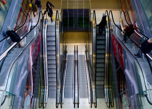 escalator608